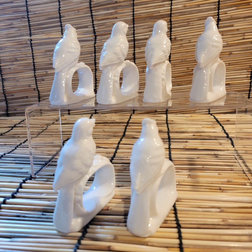 Vintage  Set of 6 Ardalt Japan Porcelain Bird  shaped Napkin Rings